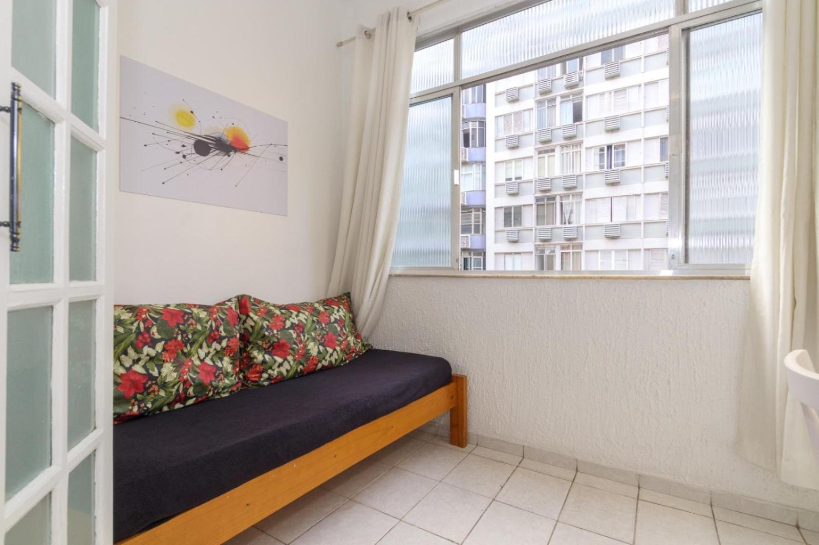 Apartemen Bom E Barato A 200 Metros Da - Av Copacabana 1032 Ap 705 *
