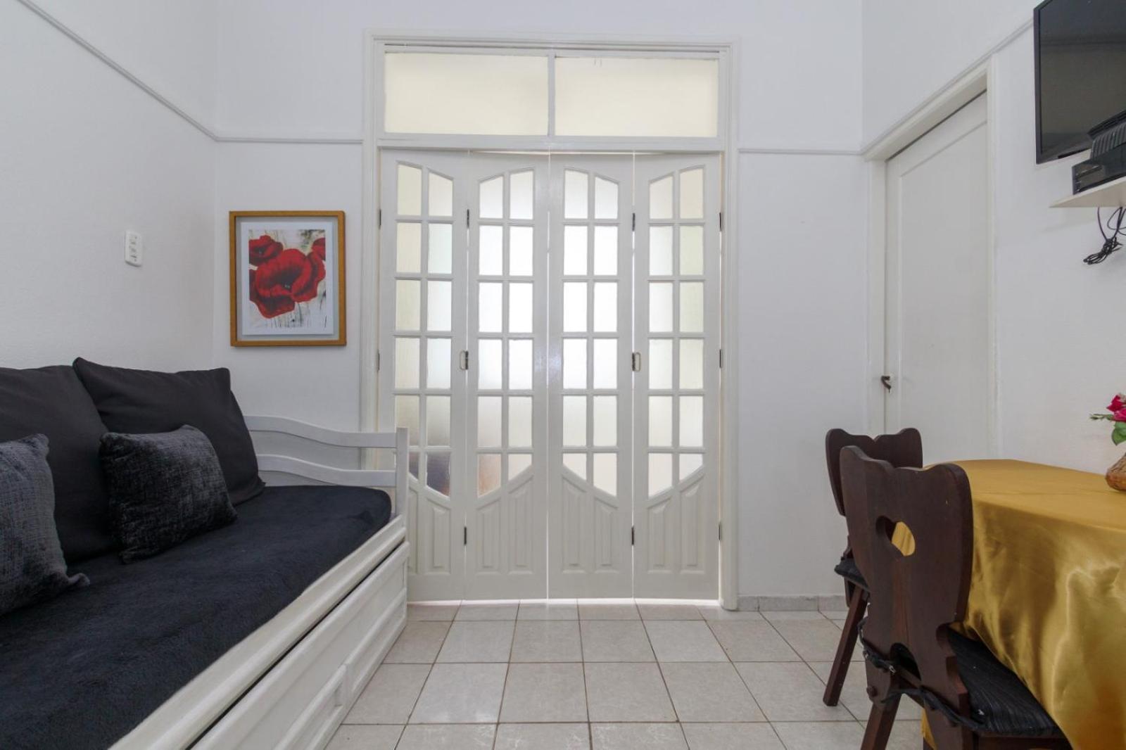 Lindo E Barato, Av Copacabana 1032